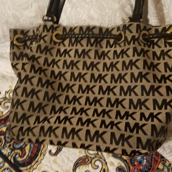 MICHAEL Michael Kors "Jet Set" tote bag in MK - Picture 5 of 5